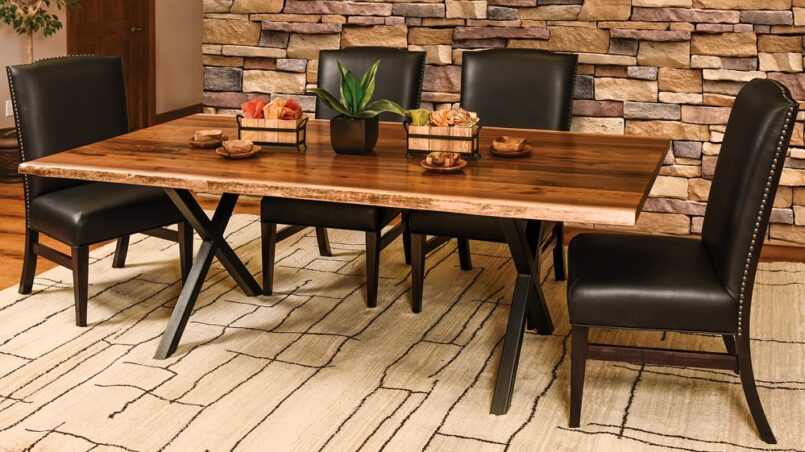 Xavier Amish Dining Room Set